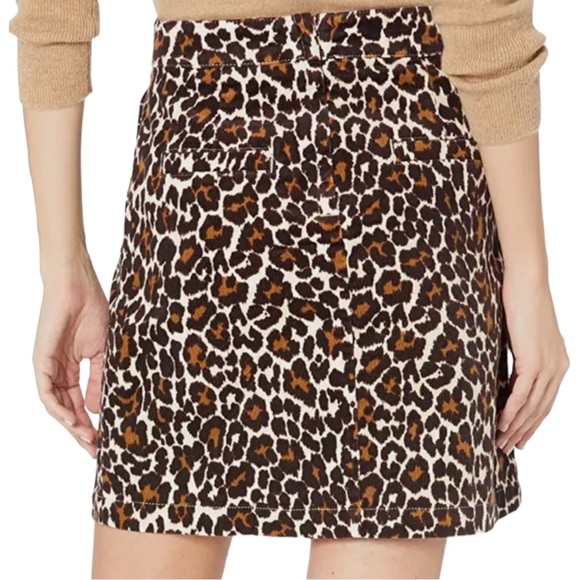 NWT J.CREW Buckle Mini Skirt in Leopard Corduroy. Size 00 - Picture 4 of 14